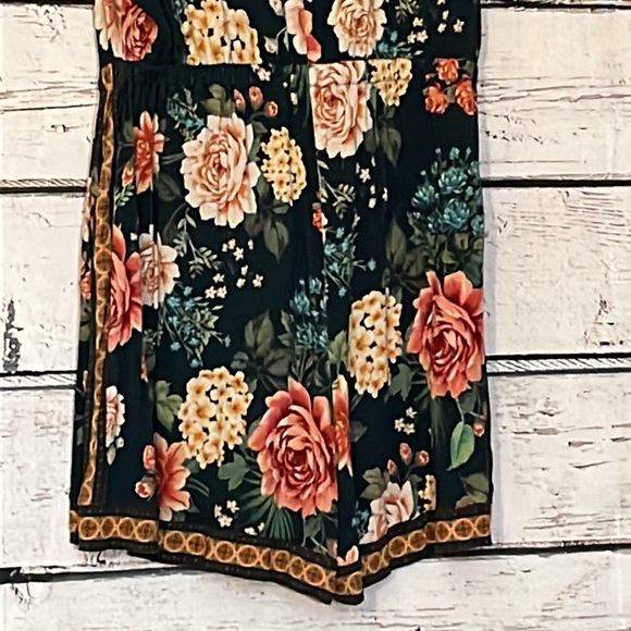 Farm teal floral romper - Picture 8 of 11